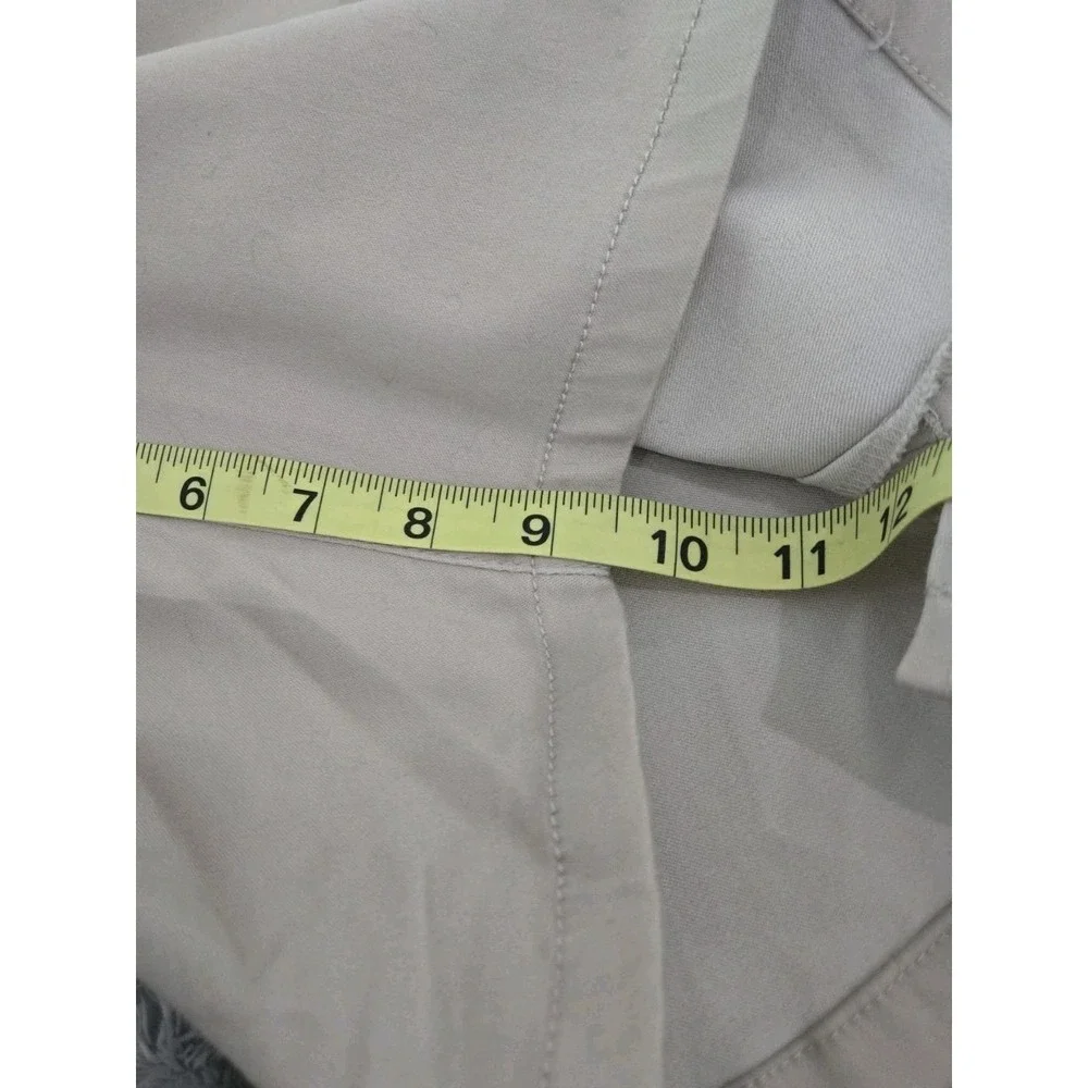 Revery Shorts 2X Womens Plus Khaki‎ Walking Stretchy High Rise NWOT